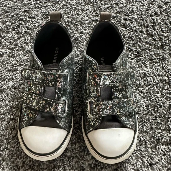 Kids Converse Glitter Sneaker with Velcro Straps Size 10 - Picture 2 of 7